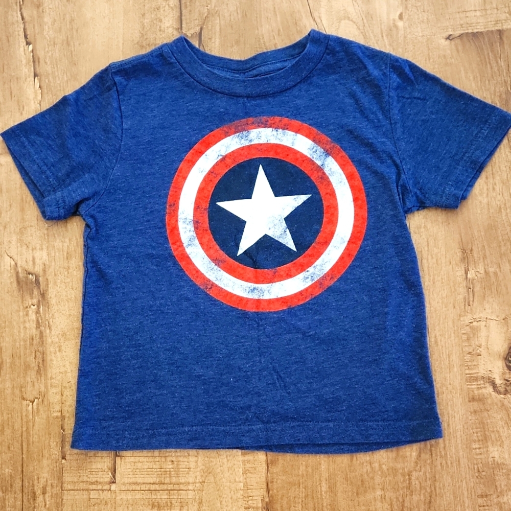 Captain America t-shirt